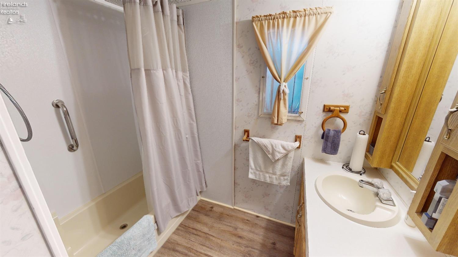 1730 Port Clinton Road, Unit 16 Fremont, OH 43420 - Photo 17 of 21 Gallery Image 17