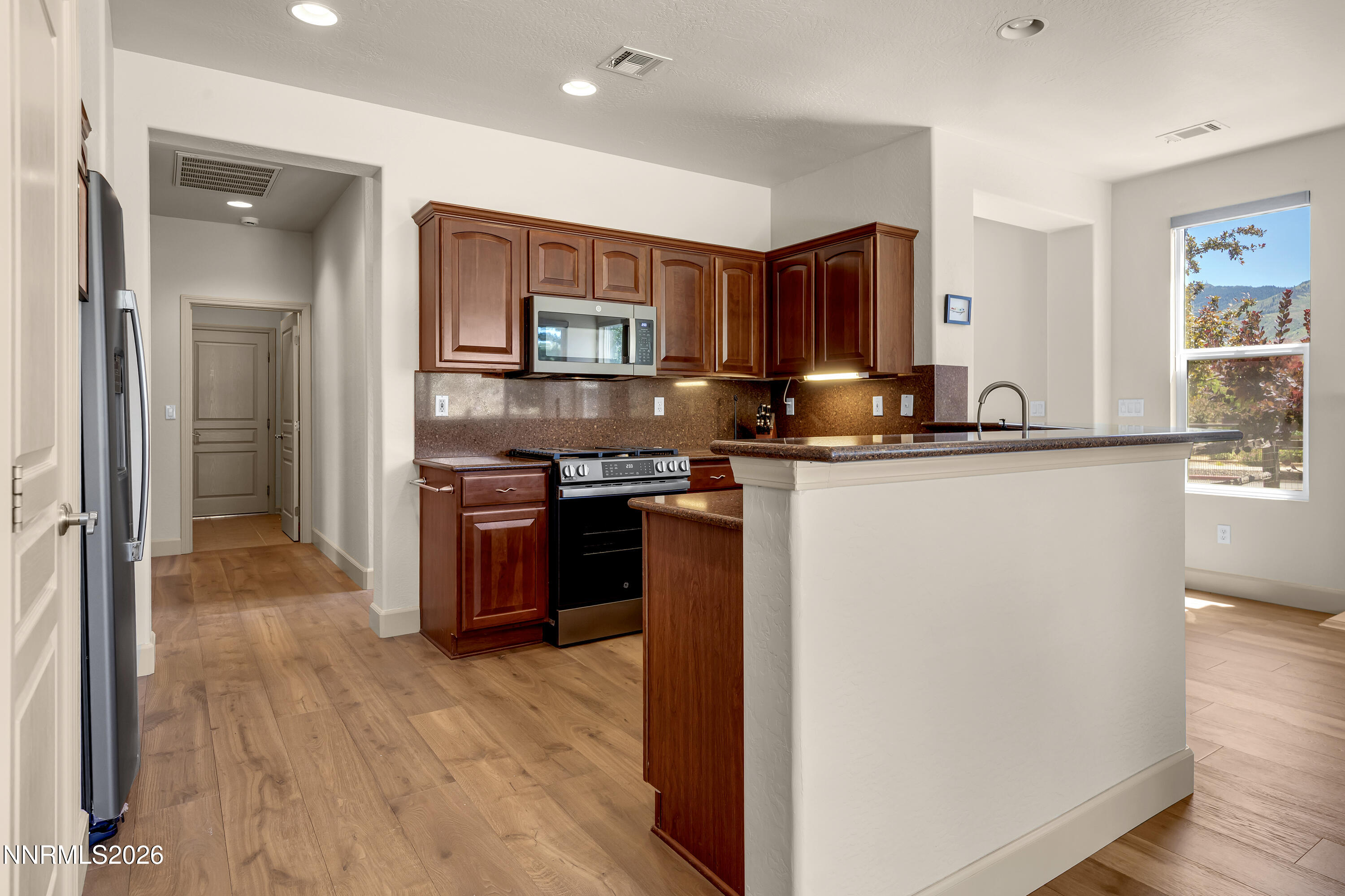 1201 Firefly Court Reno, NV 89523 - Photo 10 of 36 Firefly1201-015