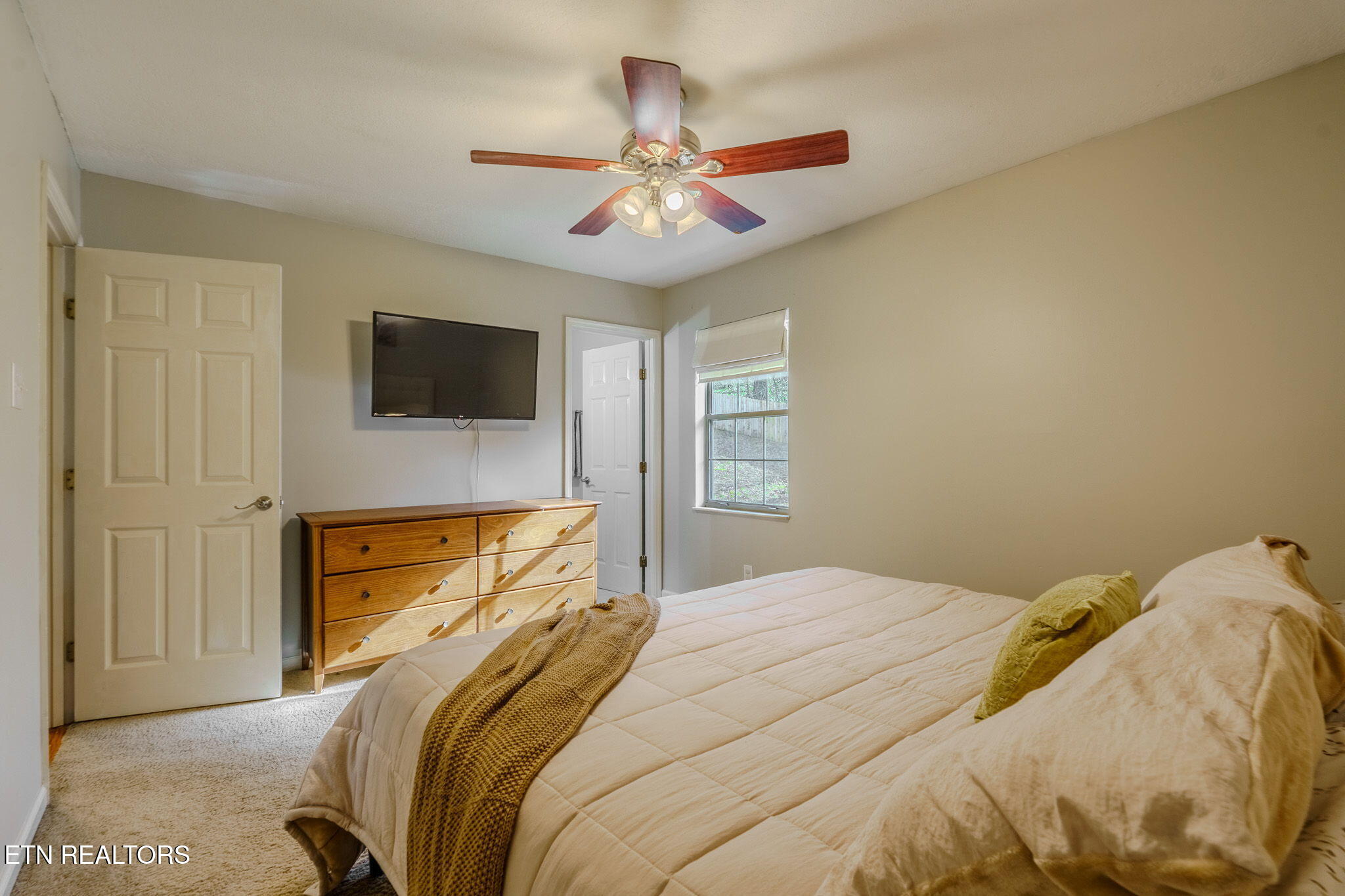 6825 Barkwood Road Knoxville, TN 37921 - Photo 12 of 22 16-web-or-mls-_DSC2983-HDR