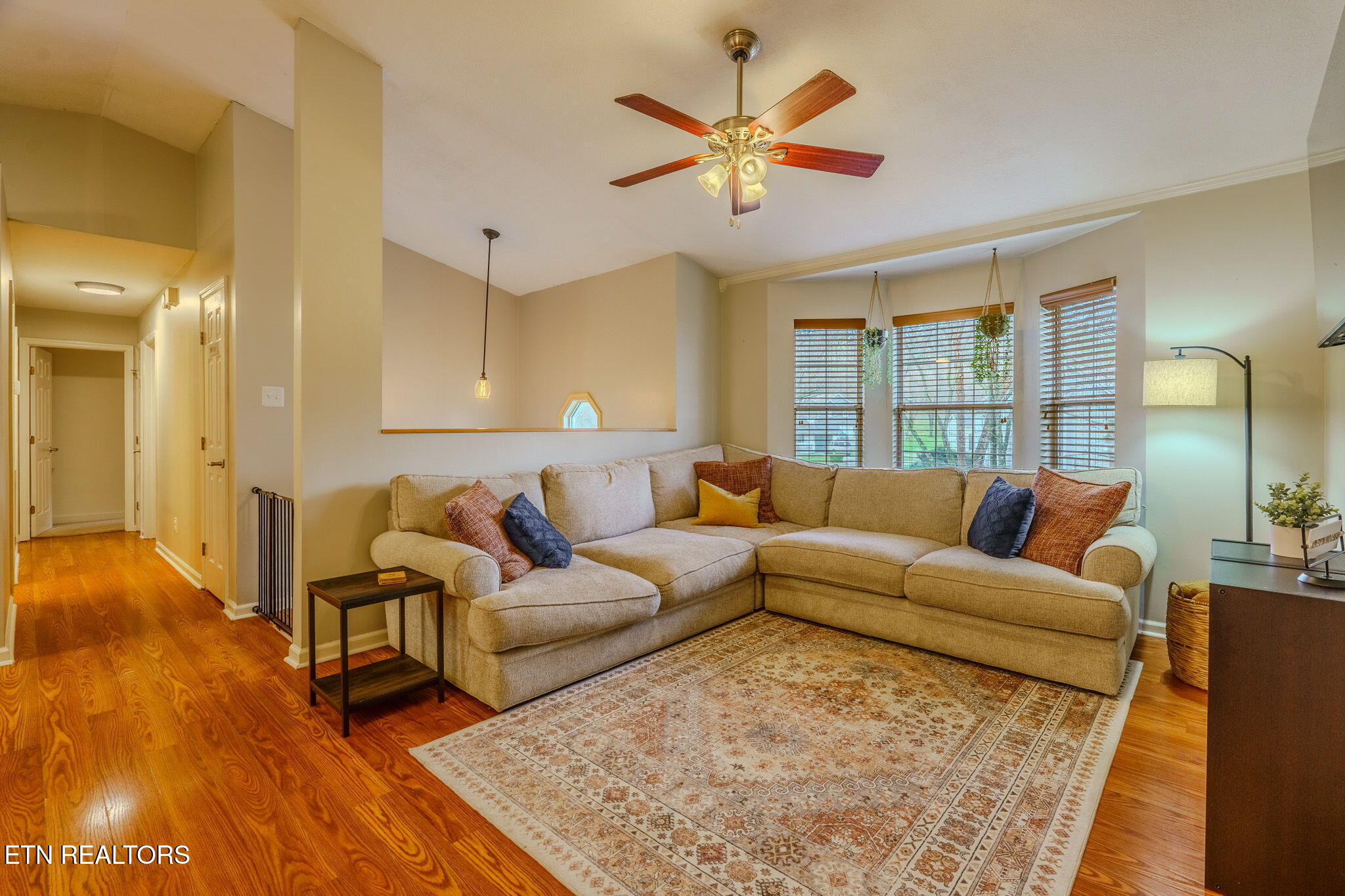 6825 Barkwood Road Knoxville, TN 37921 - Photo 3 of 22 2-web-or-mls-_DSC2728-HDR