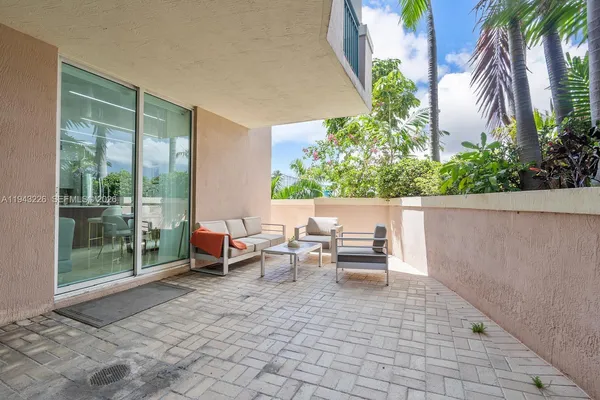 $6,890 | 17555 Atlantic Boulevard, Unit 508, Sunny Isles Beach, FL 33160