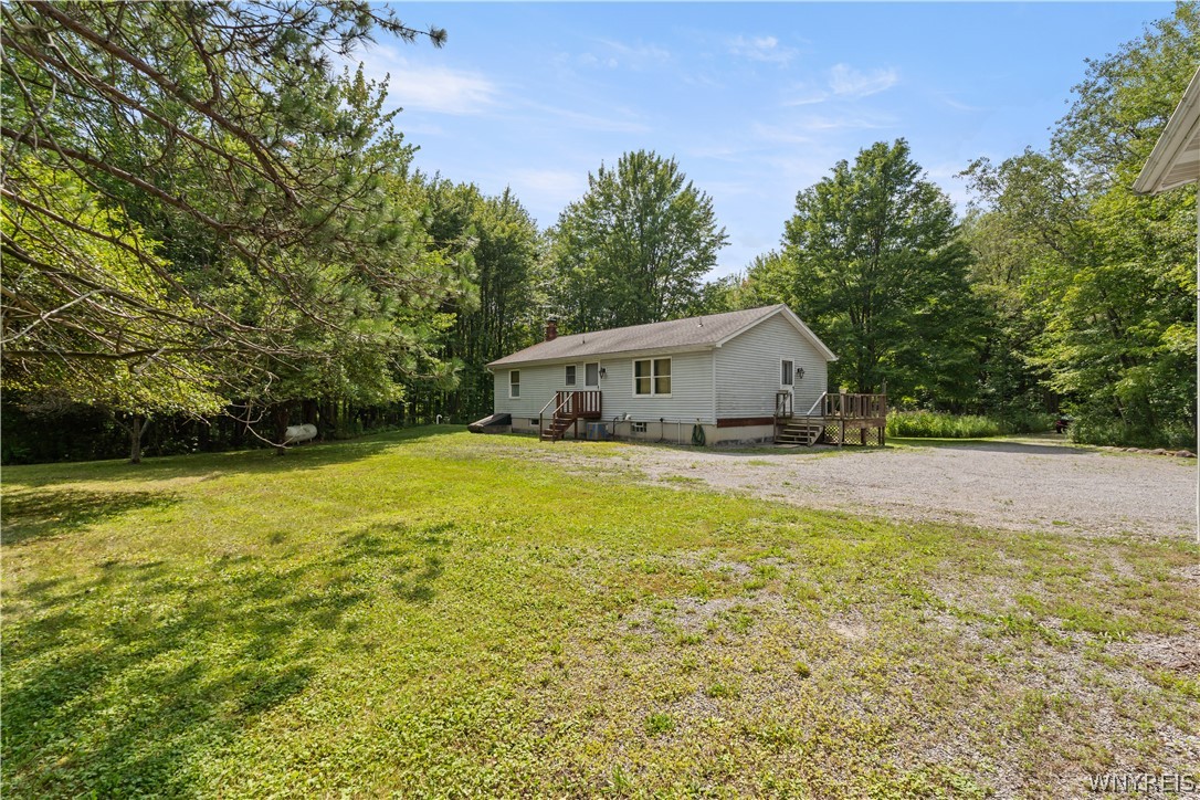 637 Burroughs Road Bennington, NY 14011 - Photo 3 of 50 Exterior