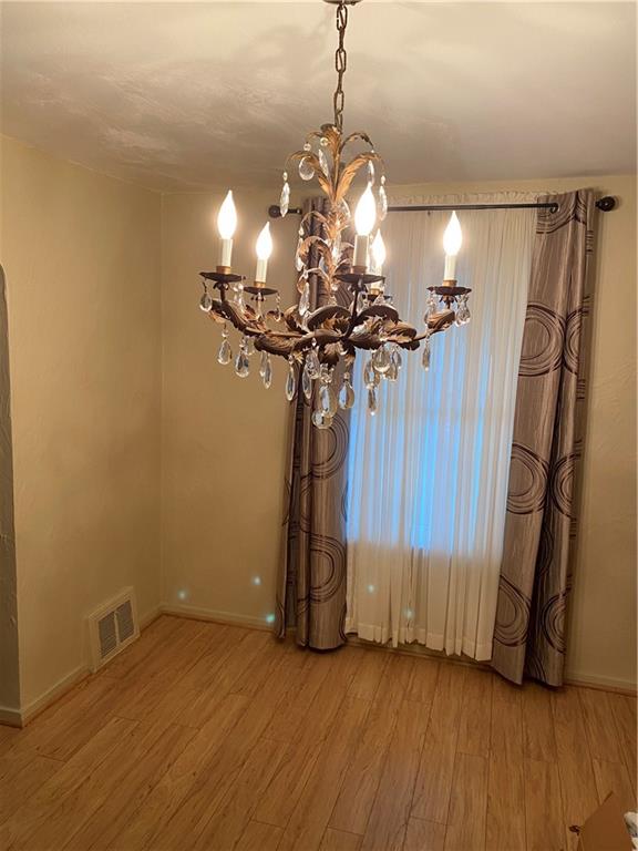 647 Highview Road Pittsburgh, PA 15234 - Photo 7 of 14