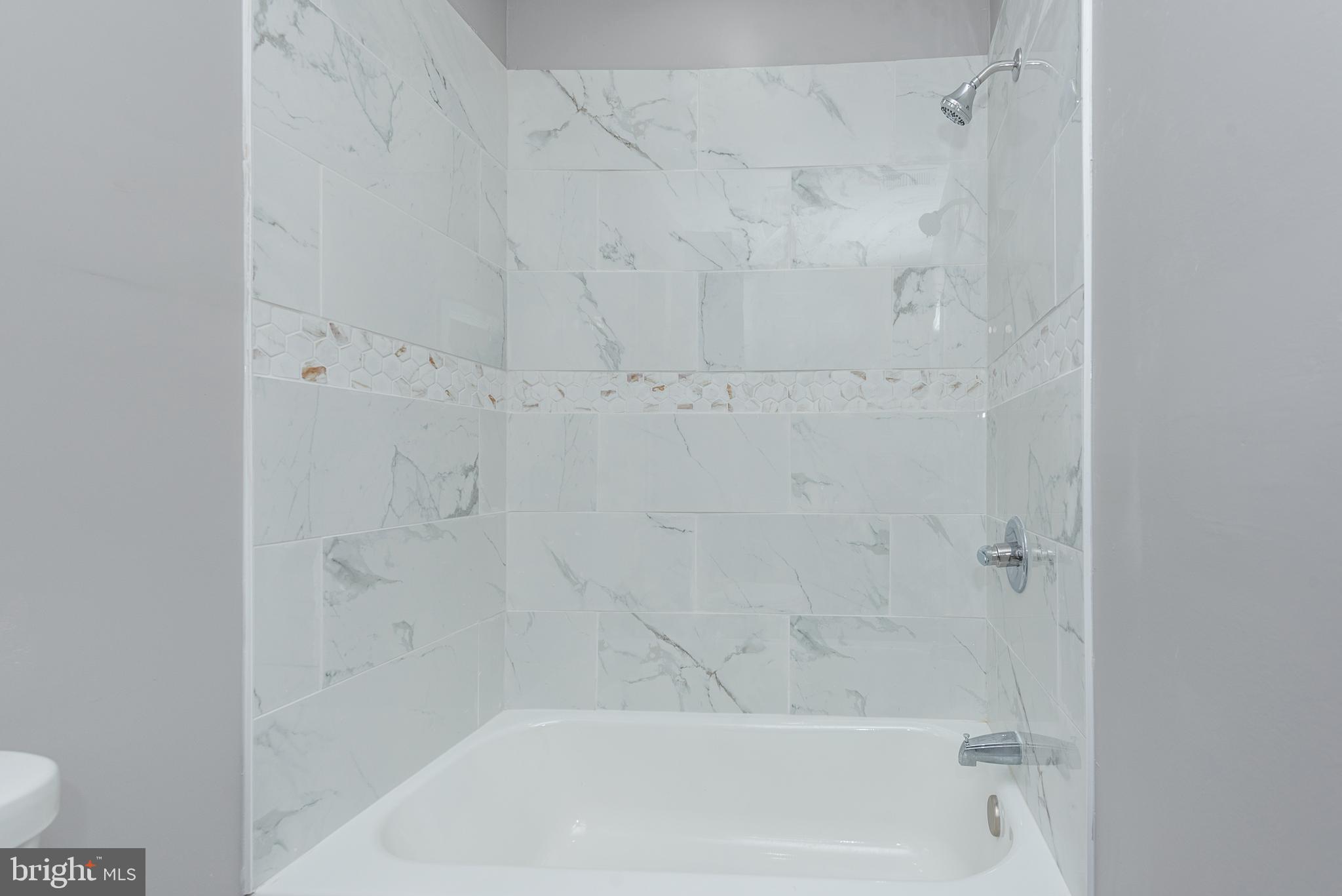 2143 Druid Hill Avenue Baltimore, MD 21217 - Photo 16 of 25