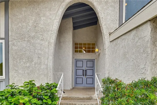 $5,400 | 18102 Hatteras Street, Tarzana, CA 91356