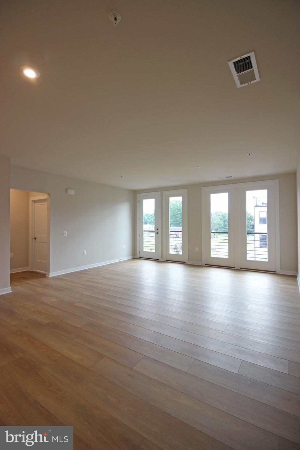 1669 Bandit Loop, Unit 403 Reston, VA 20190 - Photo 11 of 30 Gallery Image 11
