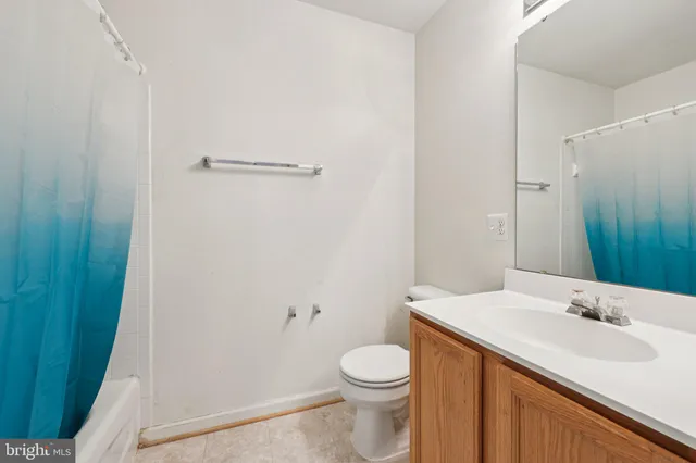 $650,000 | 12151 Hayfield Court, Bristow, VA 20136