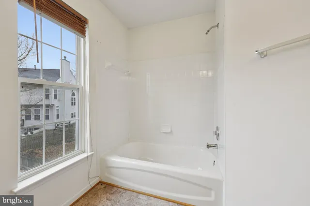 $650,000 | 12151 Hayfield Court, Bristow, VA 20136