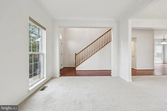 $650,000 | 12151 Hayfield Court, Bristow, VA 20136