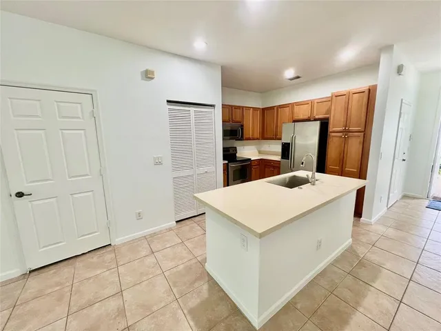 $2,600 | 8720 Cypress Walk Court, Unit 8720, Tamarac, FL 33321