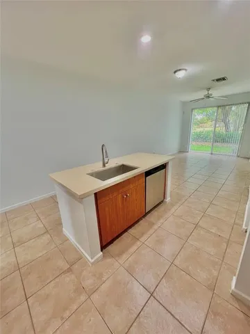 $2,600 | 8720 Cypress Walk Court, Unit 8720, Tamarac, FL 33321