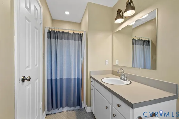 $524,000 | 805 Farnwood Drive, Richmond, VA 23229