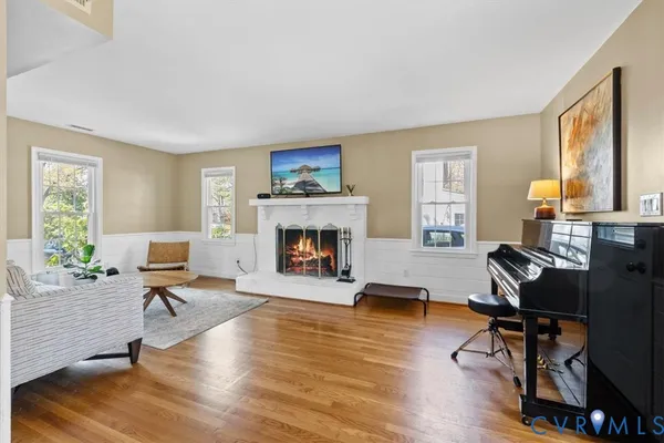 $524,000 | 805 Farnwood Drive, Richmond, VA 23229