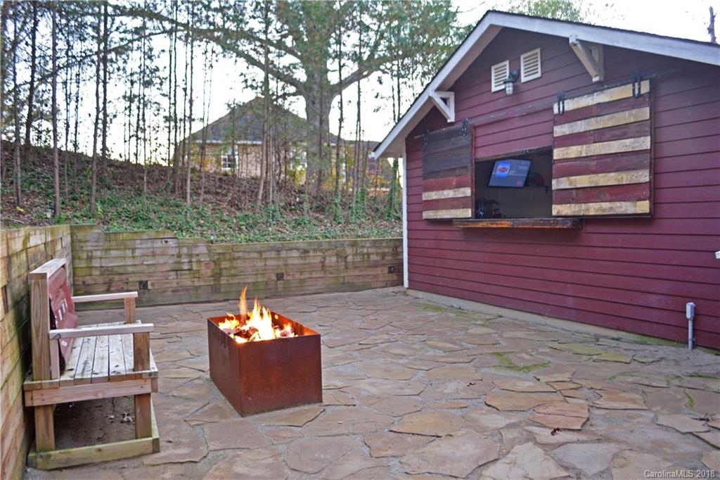 38 Gouges Branch Road Leicester, NC 28748 - Photo 3 of 26 Gallery Image 3