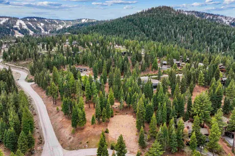 $420,000 | 2301 Overlook Place, Truckee, CA 96161