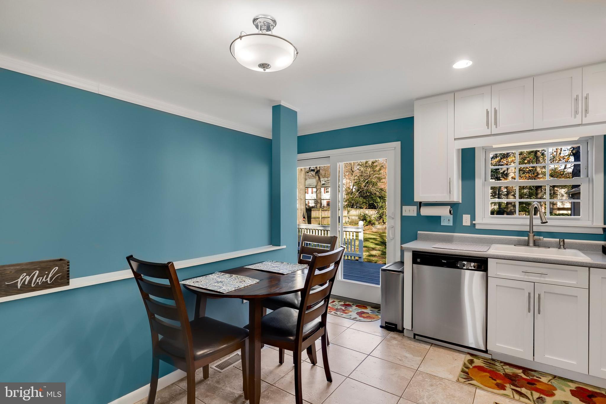 1308 Carroll Road Severna Park, MD 21146 - Photo 13 of 35 Bright and light kitchen ..