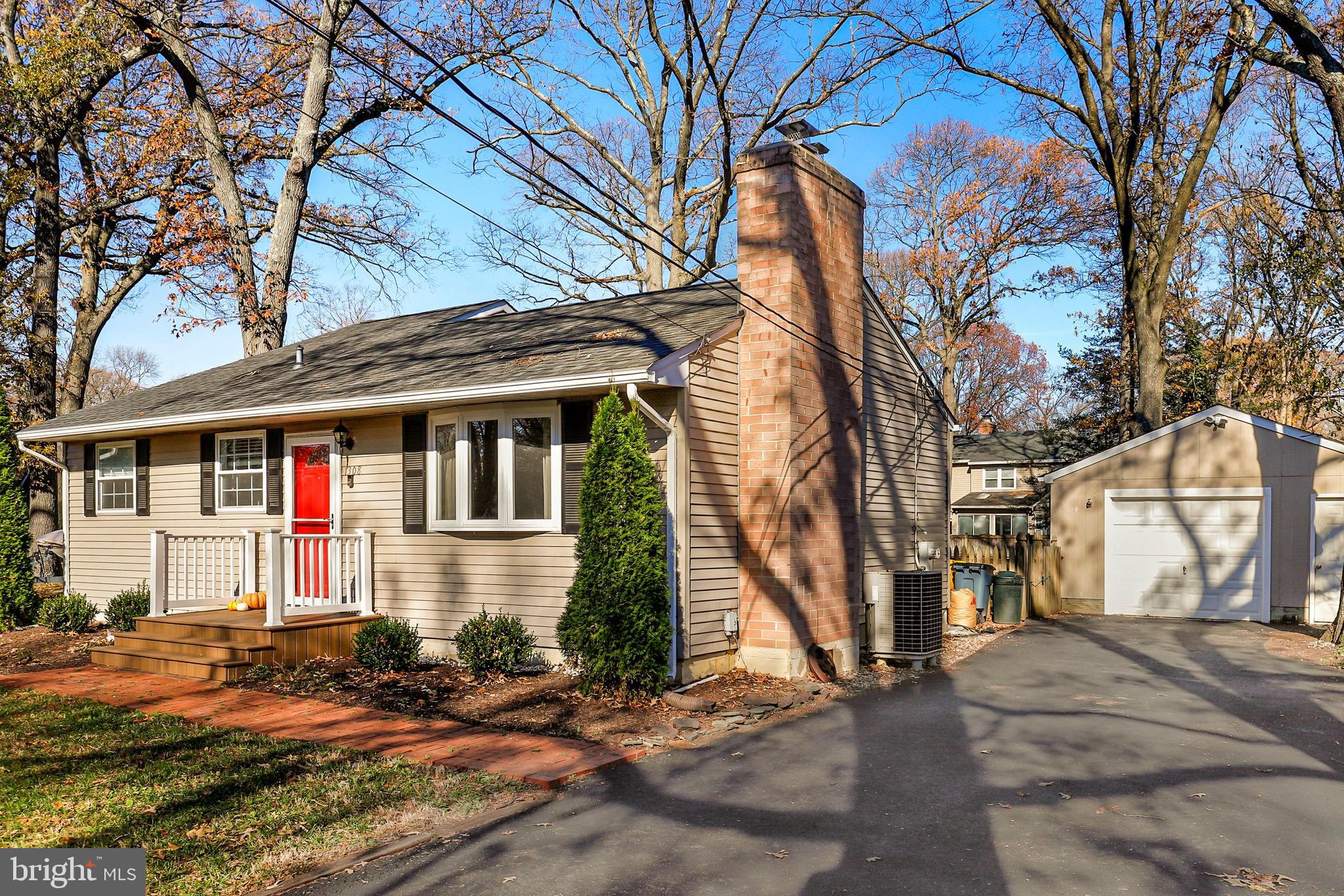1308 Carroll Road Severna Park, MD 21146 - Photo 5 of 35 Long driveway for auto or boat w/ detached garage!