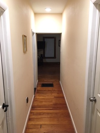 46-48 Beauchamp Street Springfield, MA 01107 - Photo 9 of 10 Gallery Image 9