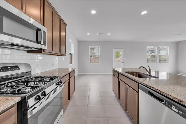 $2,295 | 100 Bent Crk Lane, Georgetown, TX 78628