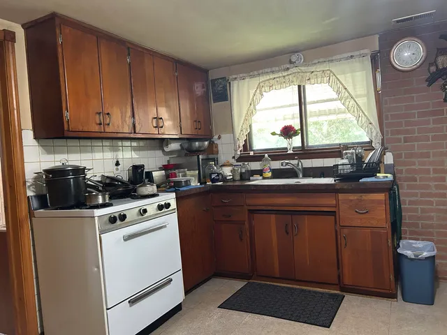 $286,500 | N3974 County Rd HH, Mauston, WI 53948