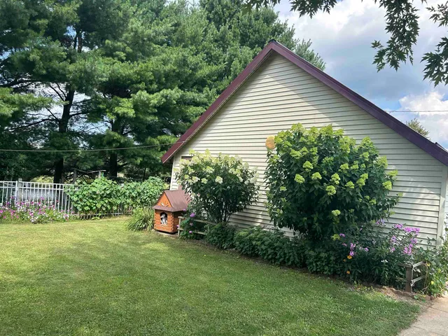 $286,500 | N3974 County Rd HH, Mauston, WI 53948