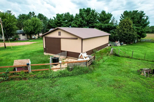 $286,500 | N3974 County Rd HH, Mauston, WI 53948