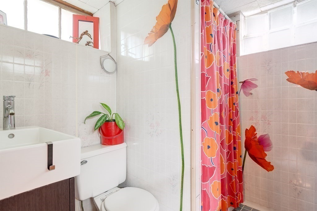 14 Apollo Road Worcester, MA 01605 - Photo 18 of 23 Gallery Image 18