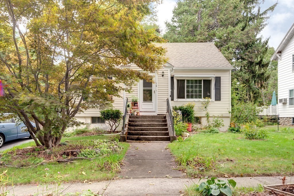 14 Apollo Road Worcester, MA 01605 - Photo 2 of 23 Gallery Image 2