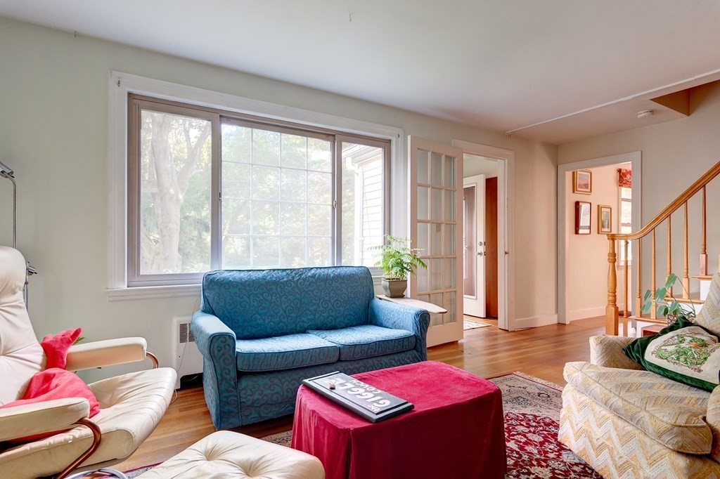 14 Apollo Road Worcester, MA 01605 - Photo 4 of 23 Gallery Image 4