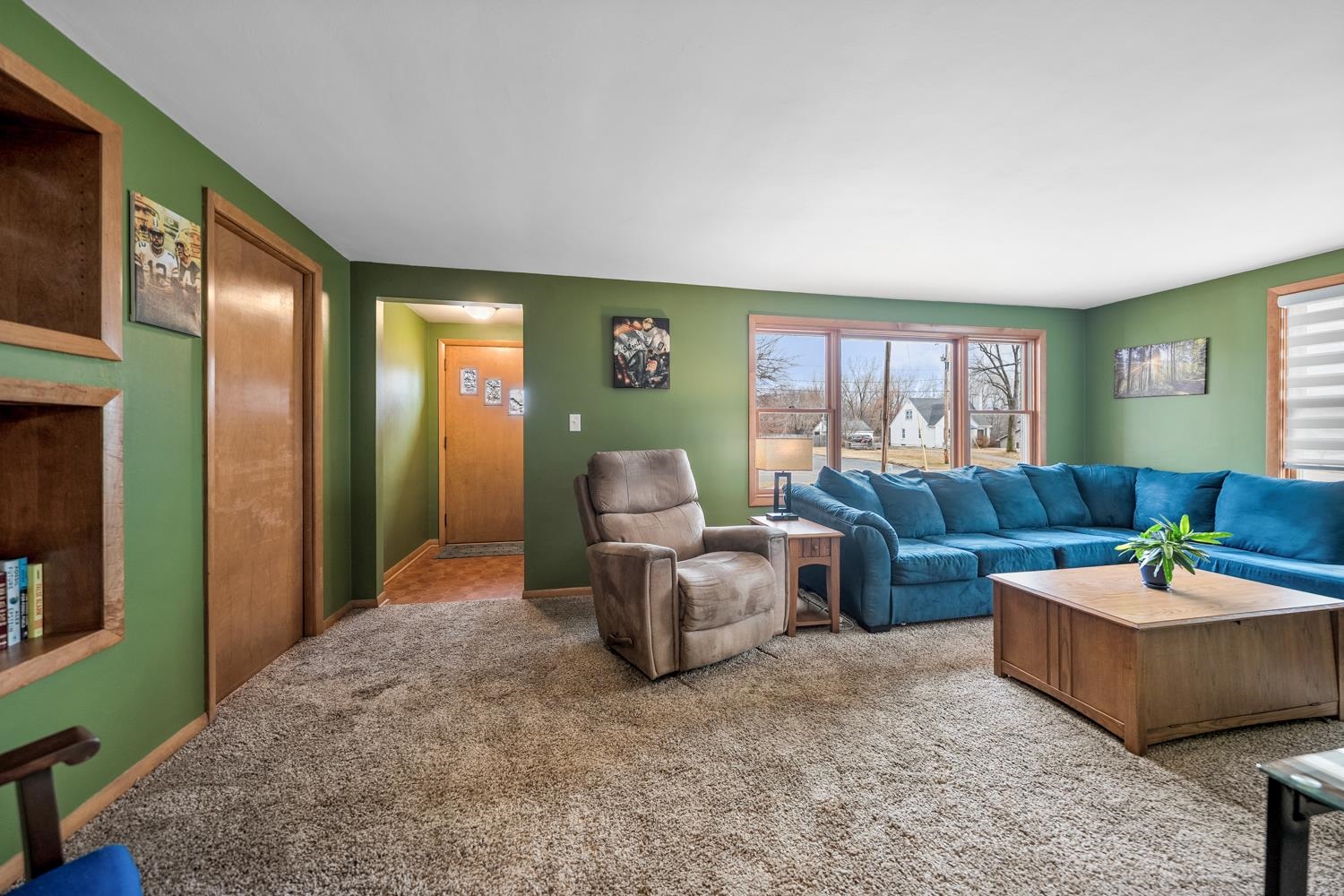 741 Parkview Road Green Bay, WI 54304 - Photo 11 of 30