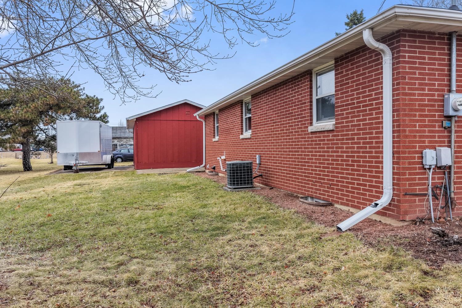 741 Parkview Road Green Bay, WI 54304 - Photo 26 of 30