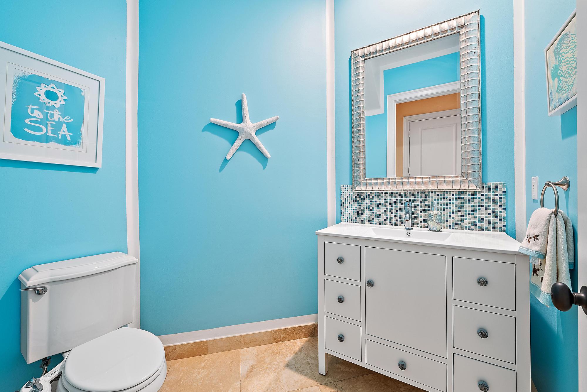 107 Via Poinciana Lane Boca Raton, FL 33487 - Photo 12 of 40 107 Via Poinciana Ln-11