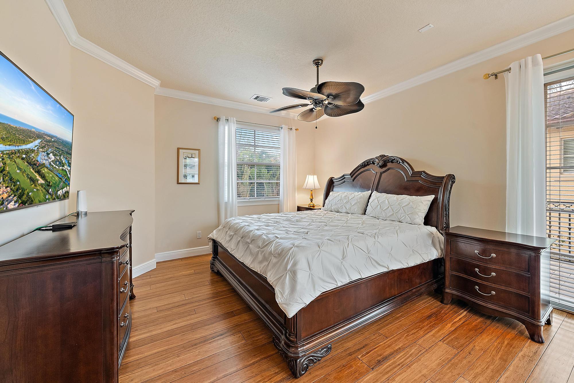 107 Via Poinciana Lane Boca Raton, FL 33487 - Photo 13 of 40 107 Via Poinciana Ln-16