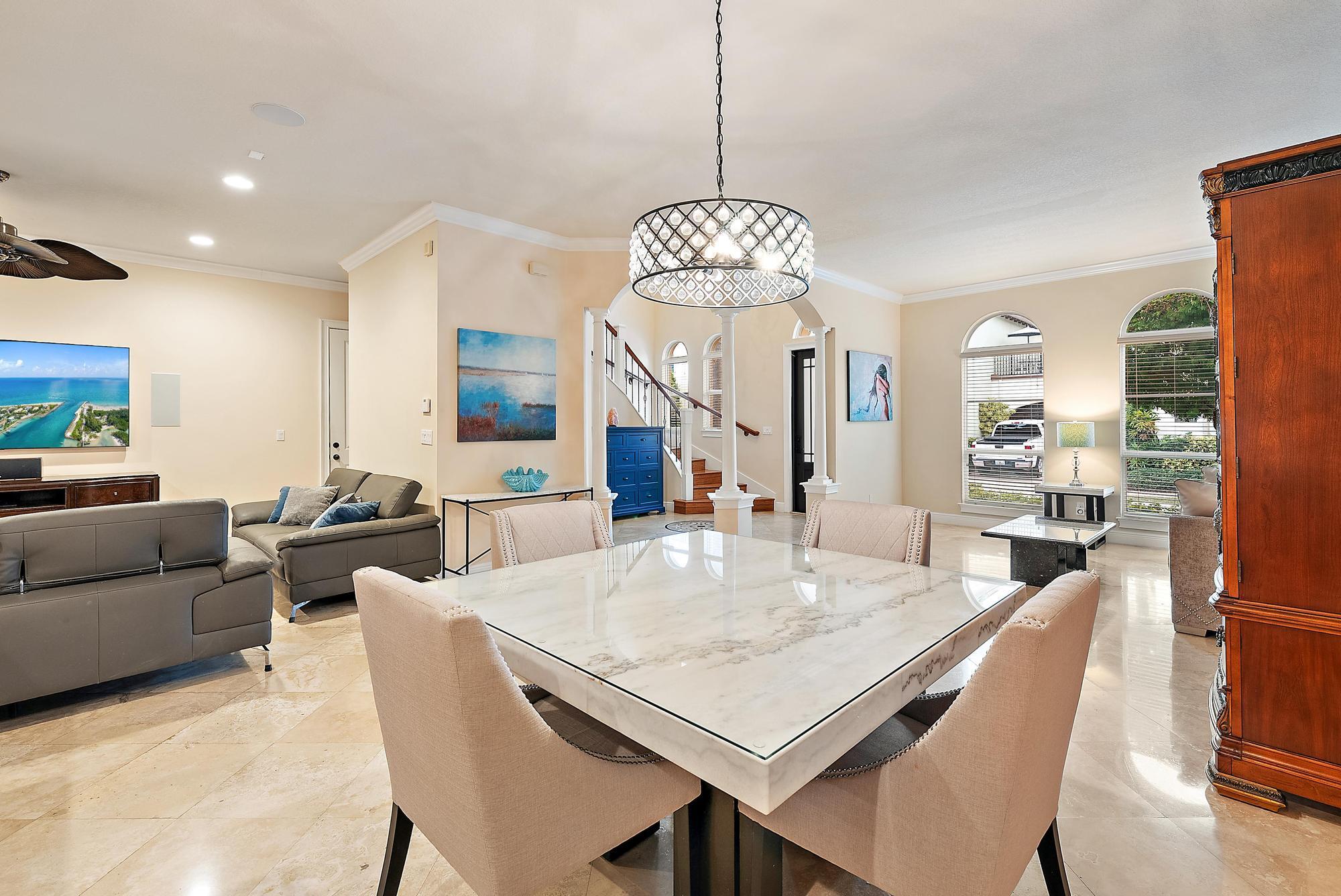 107 Via Poinciana Lane Boca Raton, FL 33487 - Photo 7 of 40 107 Via Poinciana Ln-15