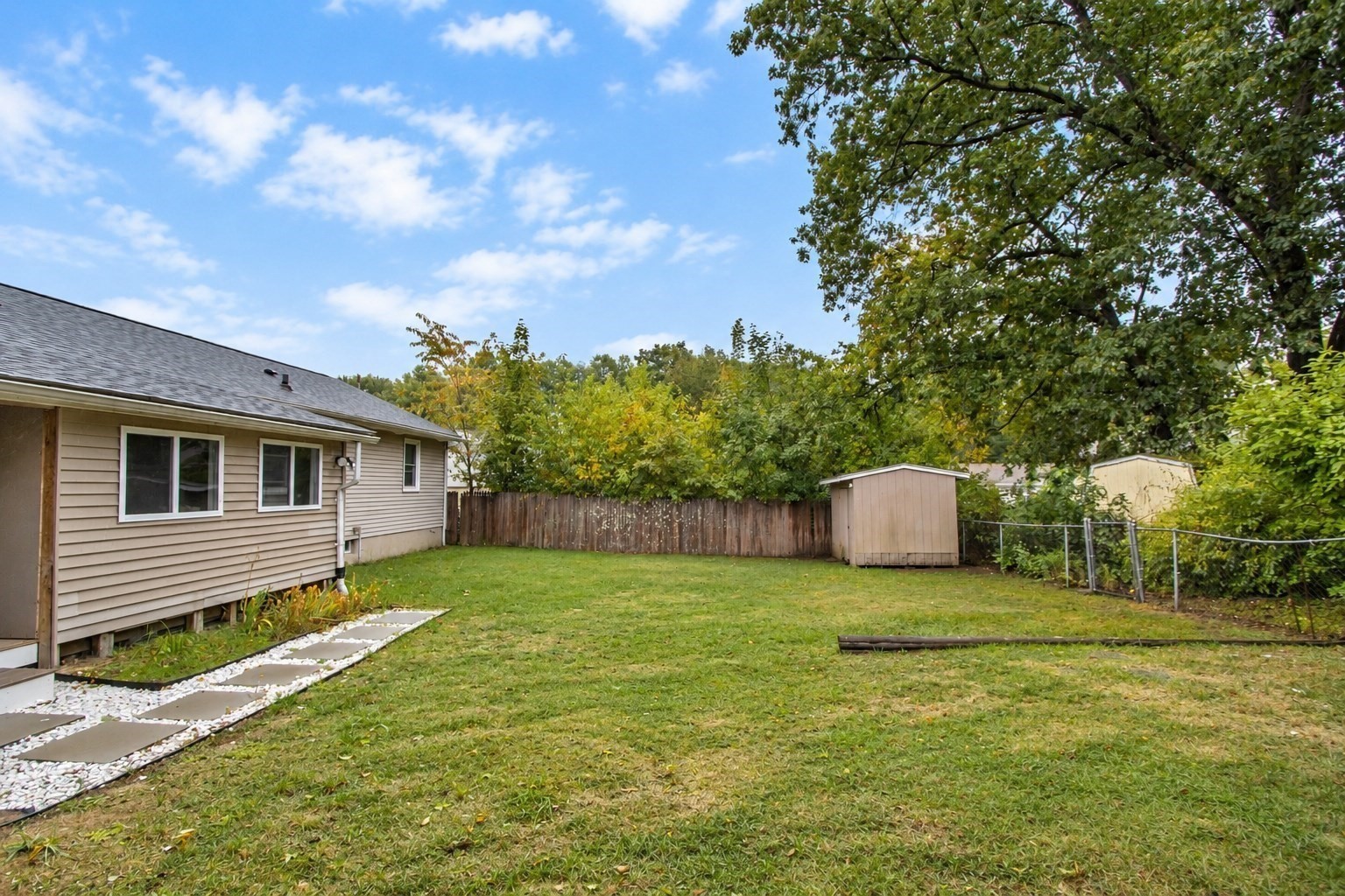 234 Carver Street Springfield, MA 01108 - Photo 33 of 41 Gallery Image 33