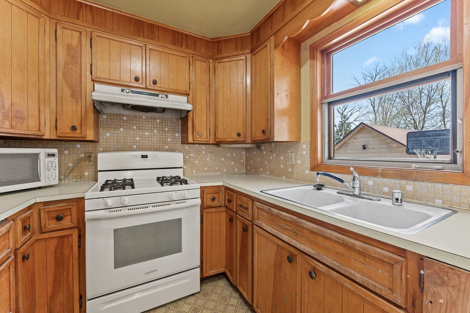 315 South Pine Street Reedsburg, WI 53959 - Photo 16 of 34