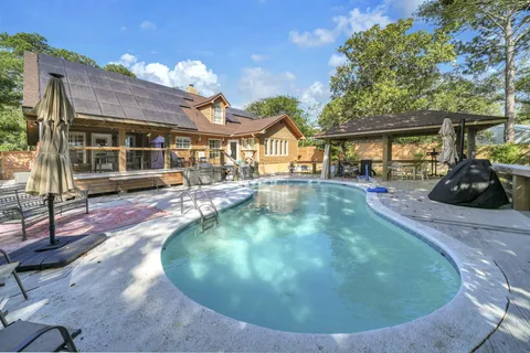 $839,000 | 702 North Lakeside Drive, Destin, FL 32541