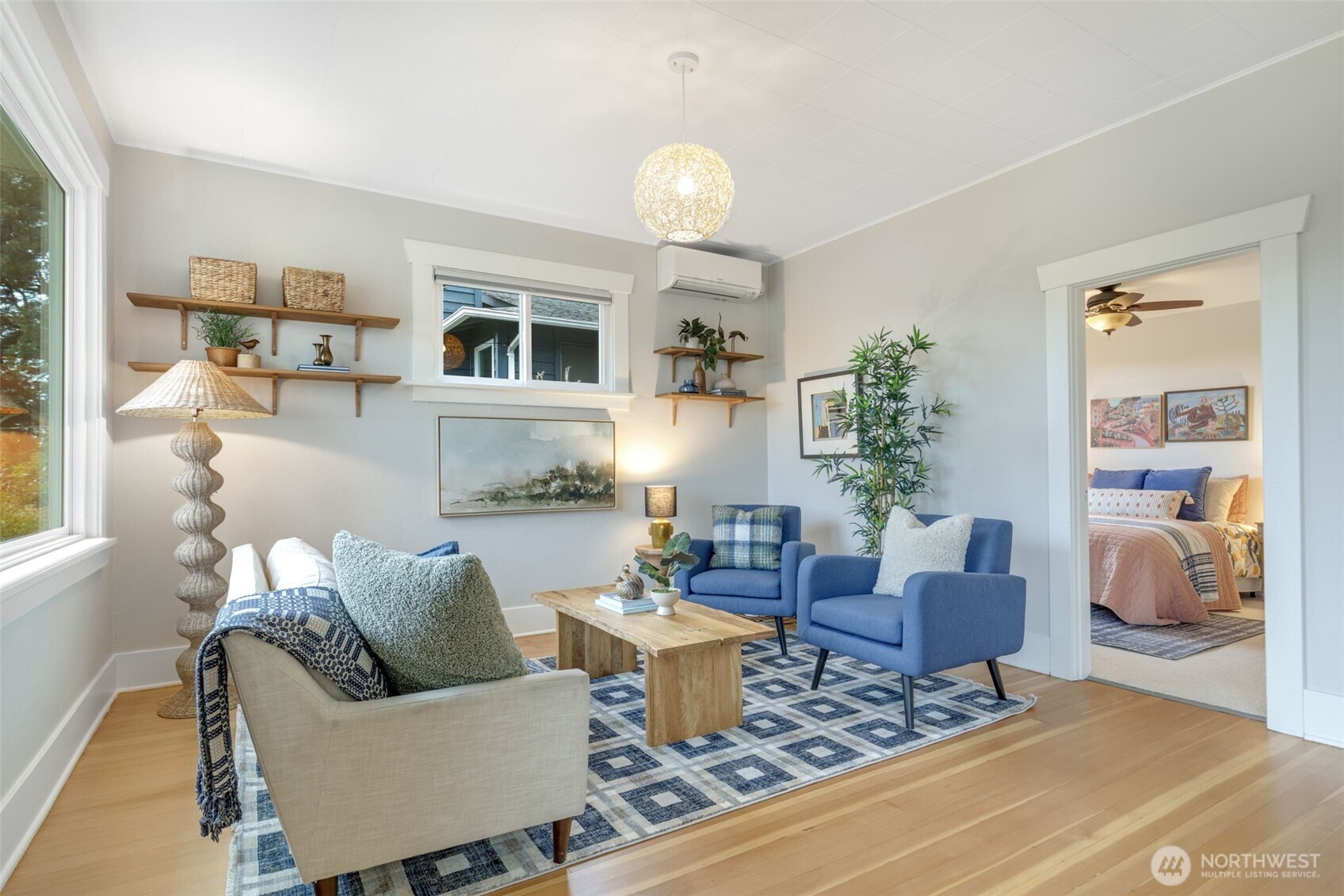 1820 South Weller Street Seattle, WA 98144 - Photo 3 of 30 Gallery Image 3