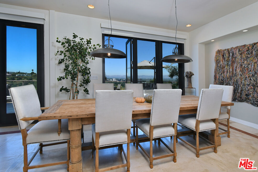 4039 Cody Road Sherman Oaks, CA 91403 - Photo 11 of 52