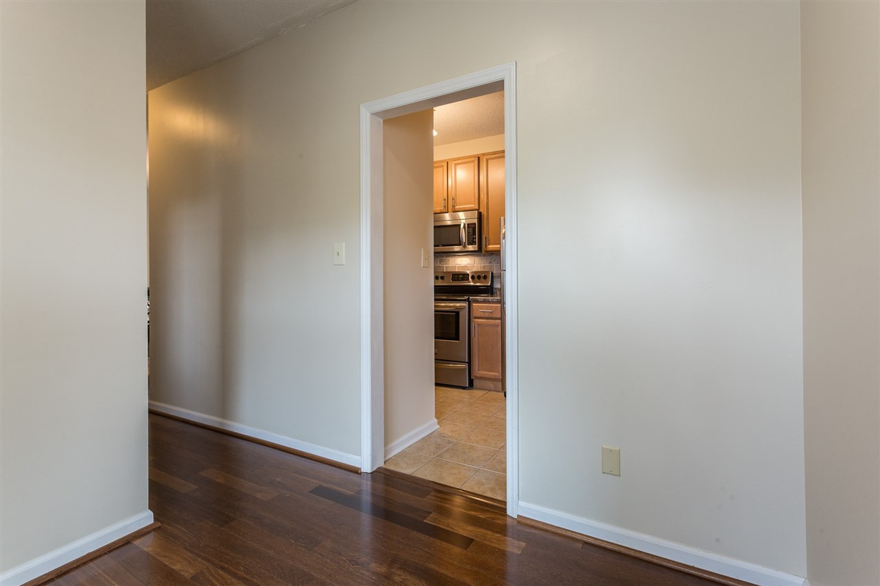 6000 Winterpointe Lane, Unit 203 Raleigh, NC 27606 - Photo 9 of 26 Photo 9