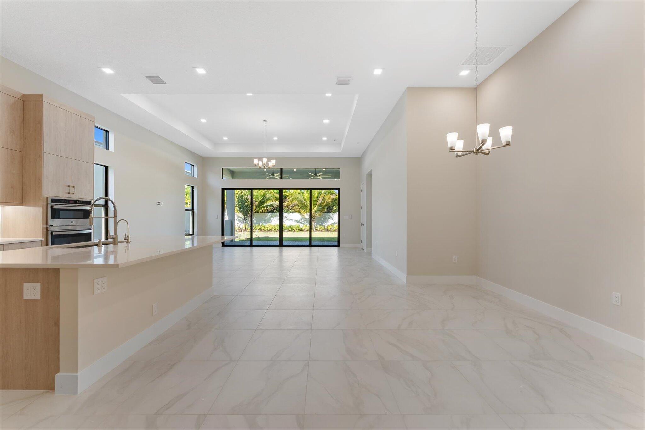 9377 Tangerine Coast Drive Boca Raton, FL 33434 - Photo 15 of 51 14-14