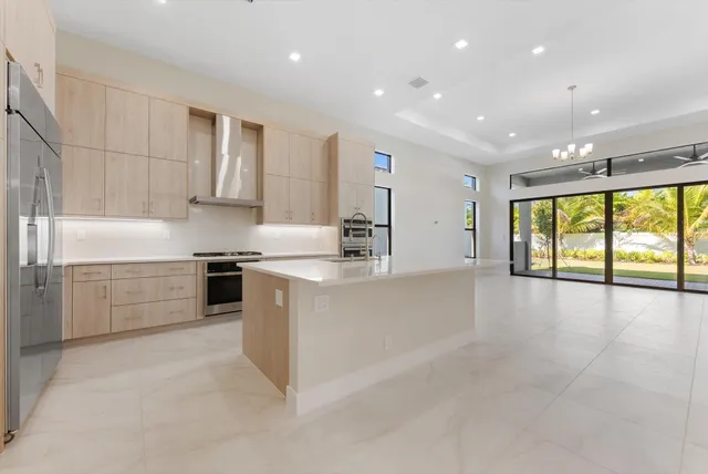 $12,000 | 9377 Tangerine Coast Drive, Boca Raton, FL 33434