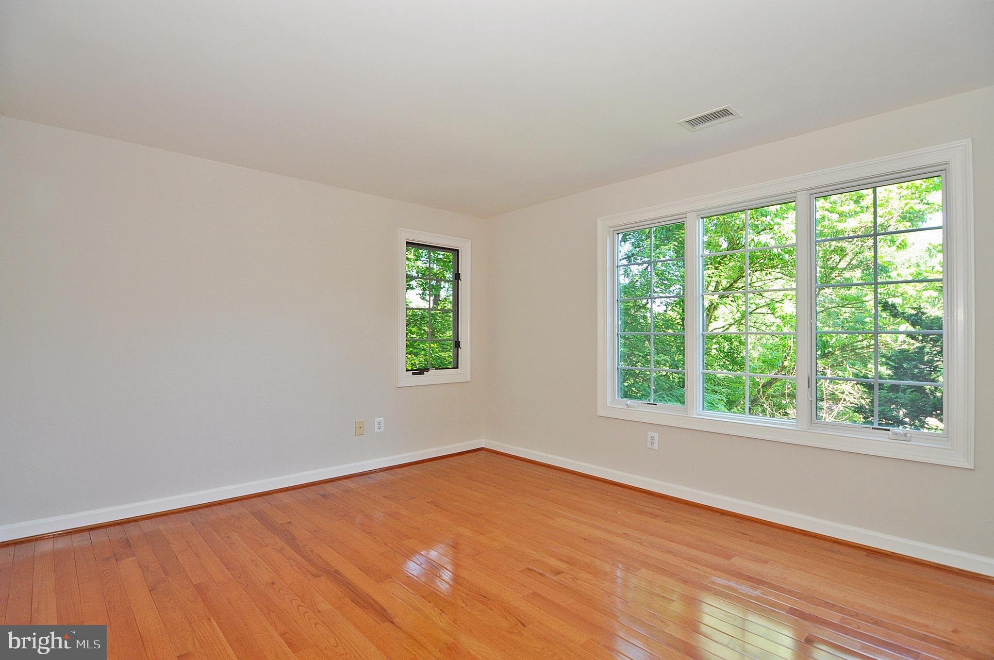 2993 Westhurst Lane Oakton, VA 22124 - Photo 17 of 37 Master Suite #2