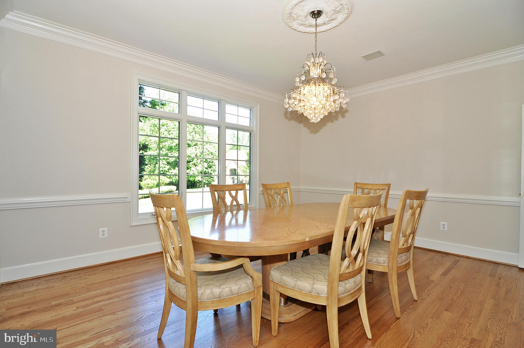 2993 Westhurst Lane Oakton, VA 22124 - Photo 4 of 37 Formal dining room