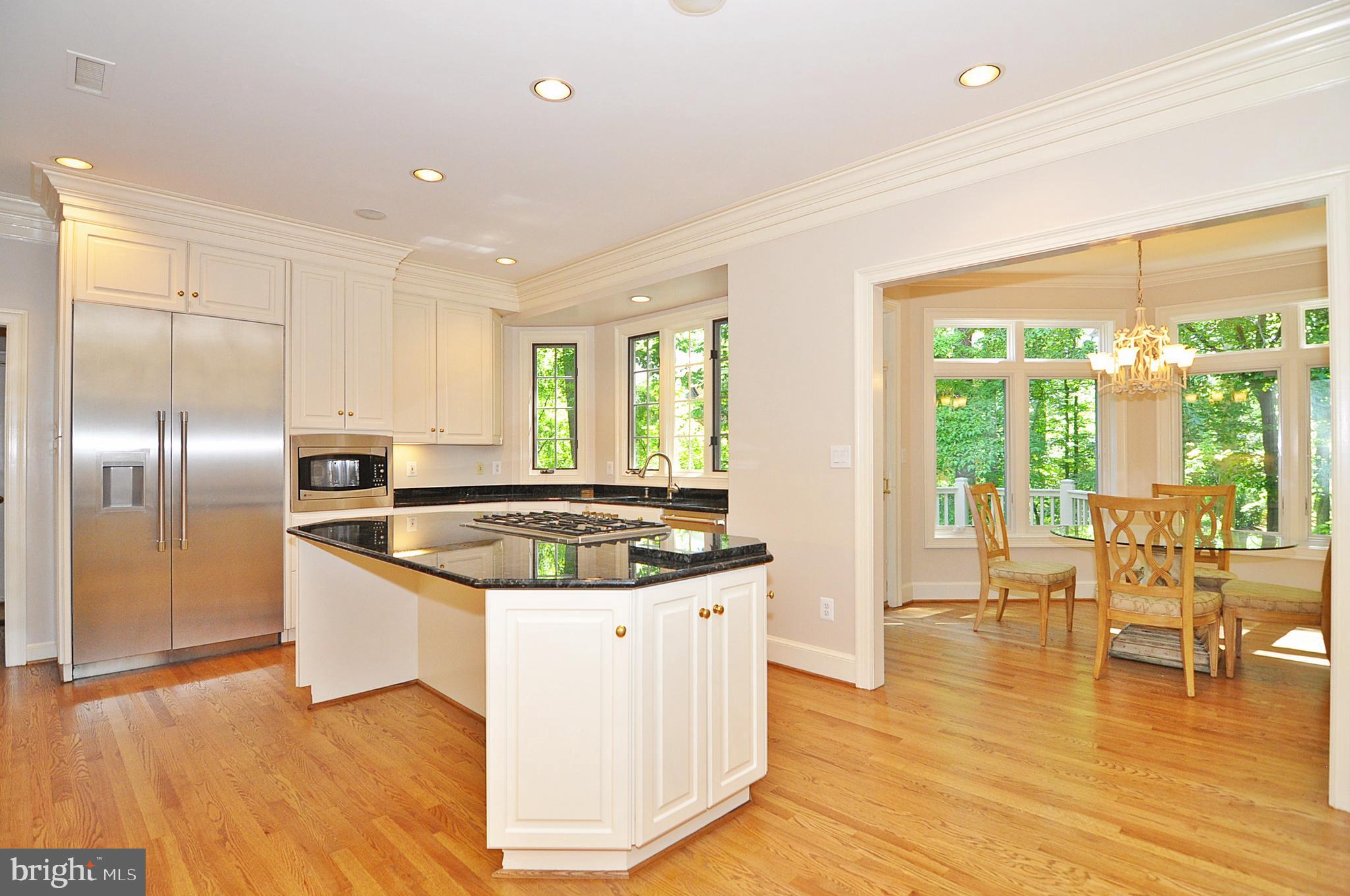 2993 Westhurst Lane Oakton, VA 22124 - Photo 7 of 37 Gourmet kitchen - new appliances