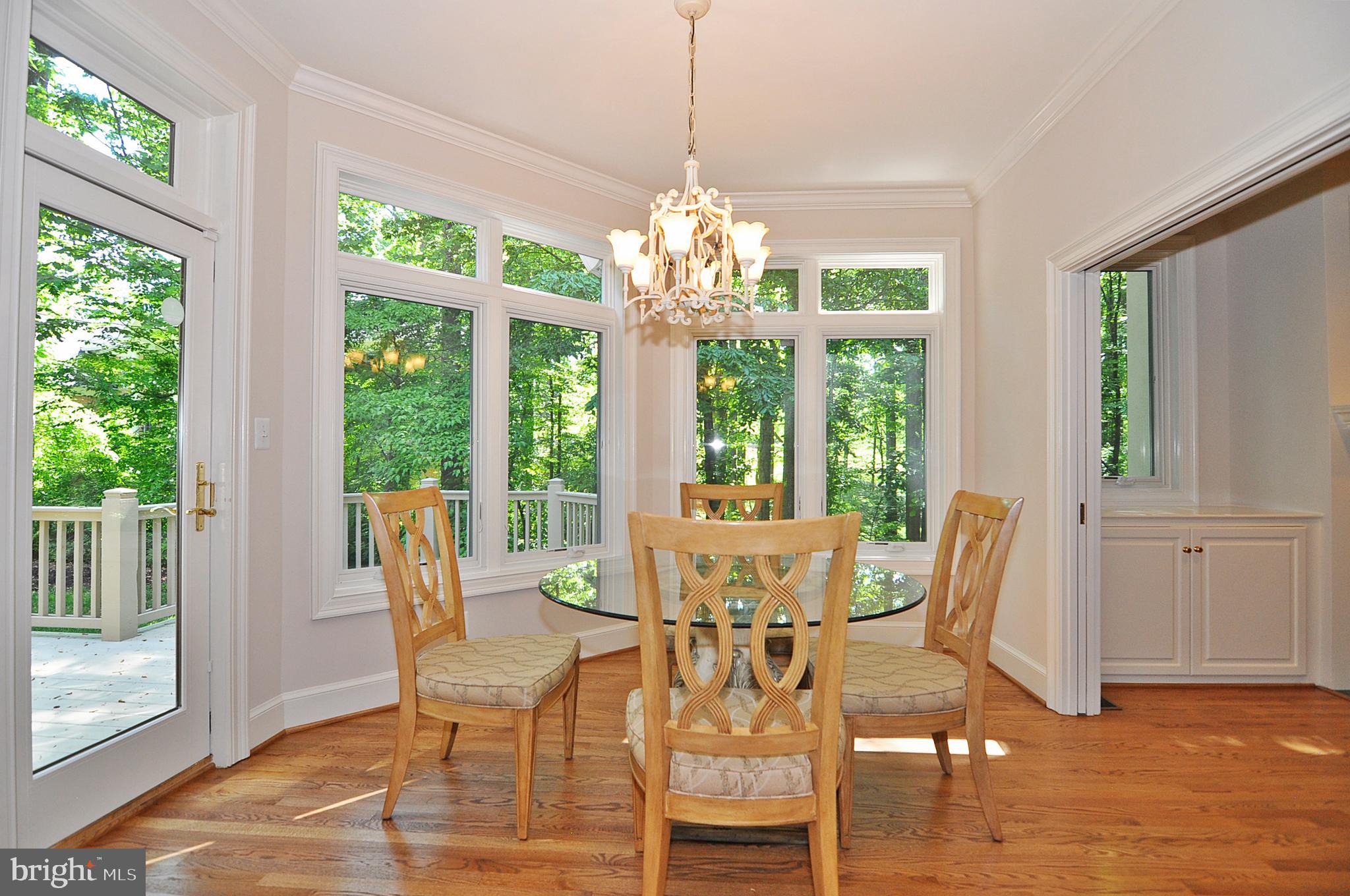 2993 Westhurst Lane Oakton, VA 22124 - Photo 8 of 37 Breakfast area of kitchen
