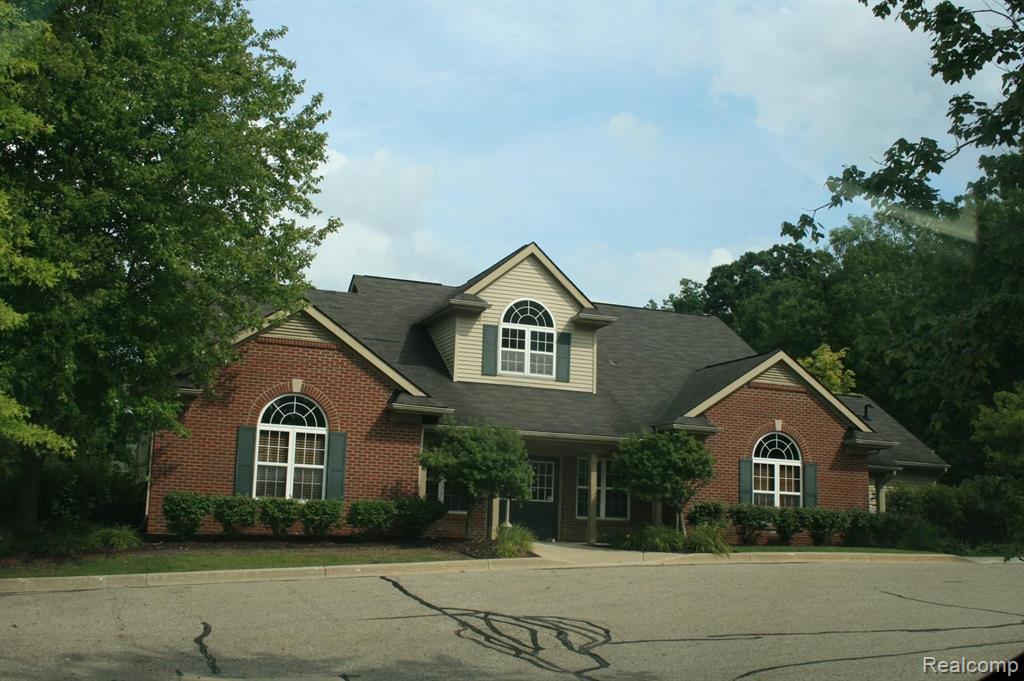 4256 Hampton Ridge Boulevard, Unit 151 Howell, MI 48843 - Photo 6 of 14