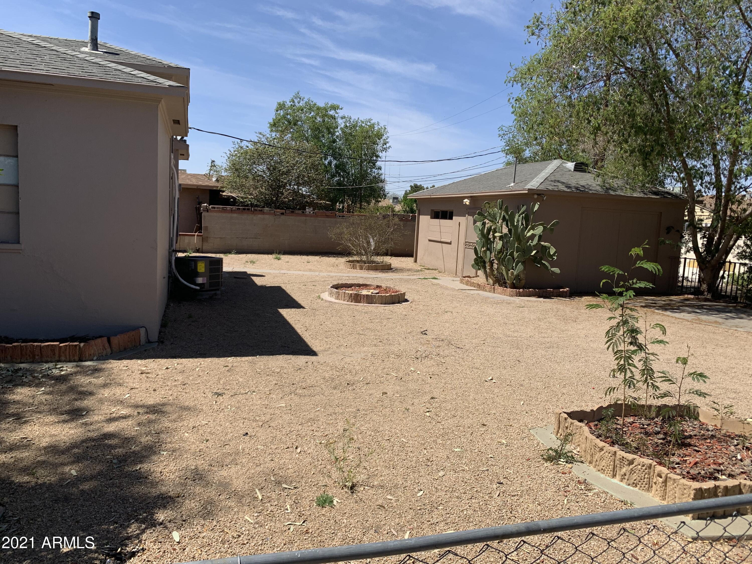3702 West Thomas Road Phoenix, AZ 85019 - Photo 4 of 19 IMG_2273