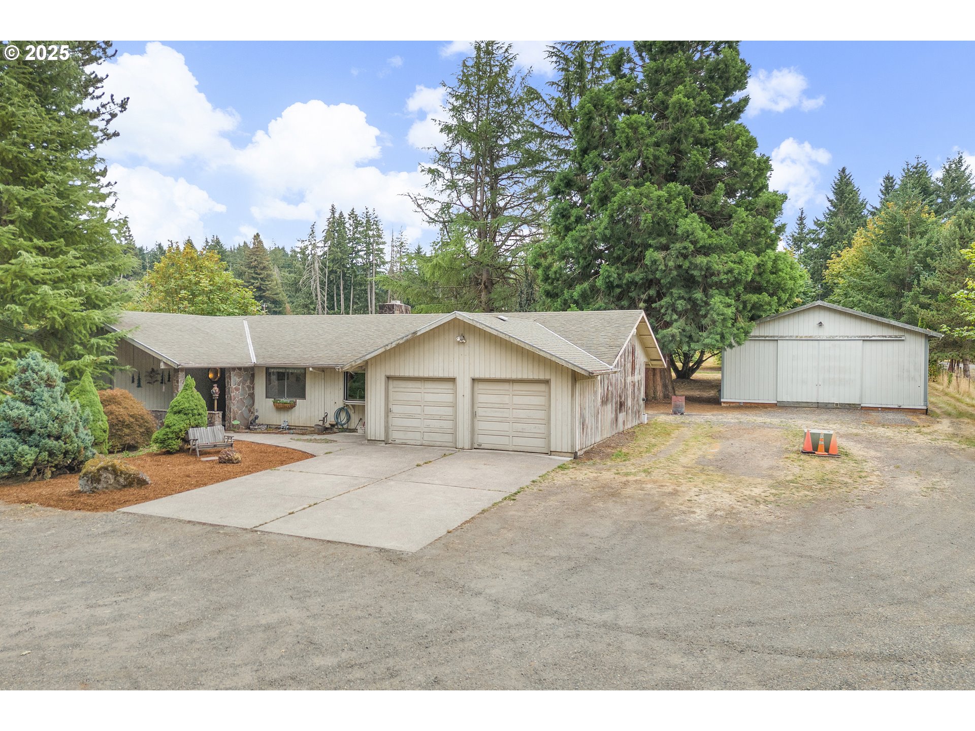20154 Southeast Foster Road Damascus, OR 97089 - Photo 26 of 40 a view of a house with a outdoor space