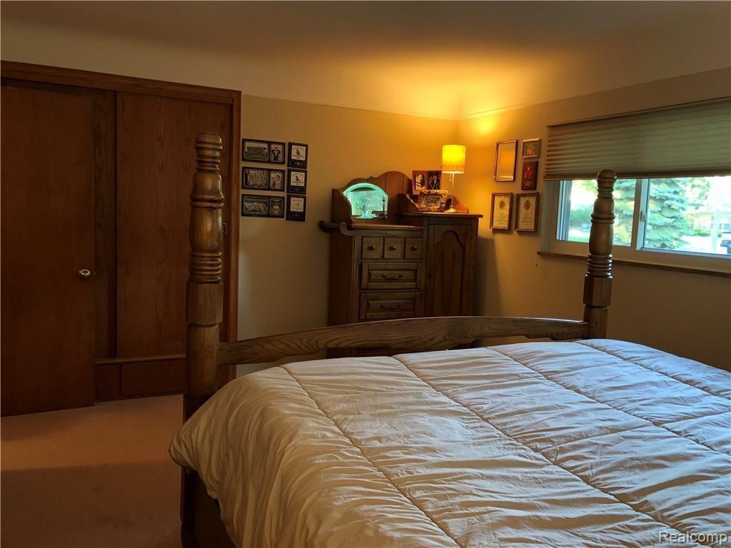 8500 Ferry Road Grosse Ile, MI 48138 - Photo 27 of 38 IMG_0490.jpg